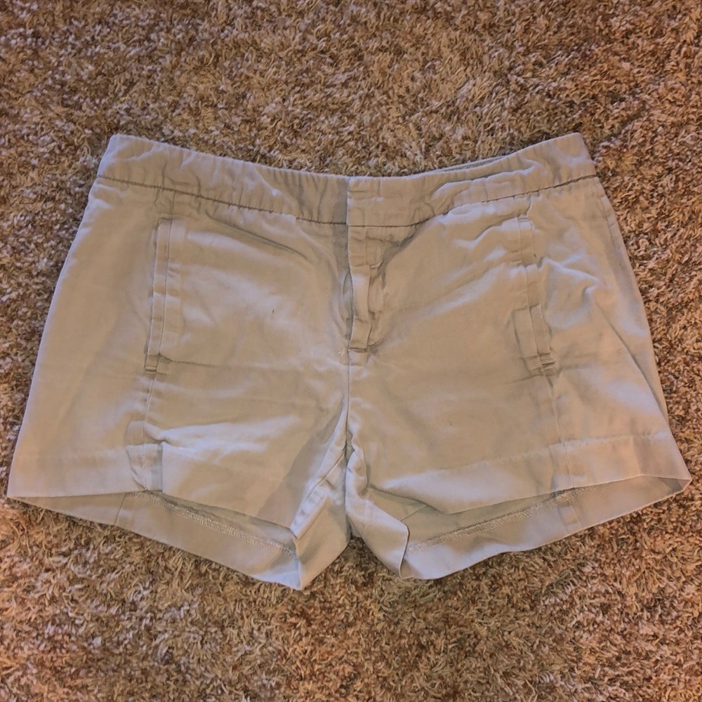Gap khaki shorts